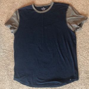 Men’s navy blue & grey American Eagle brand “Active Flex” t-shirt.  Size XL.